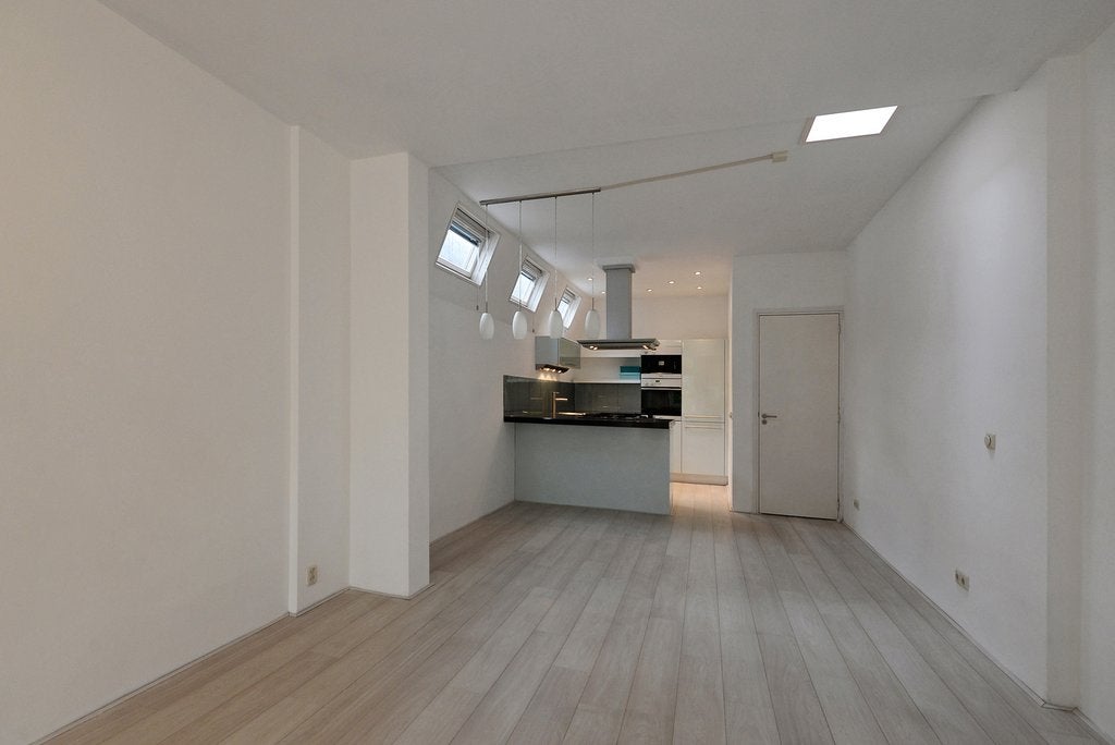 Tussenwoning te huur: Oostplantsoen 11, Delft