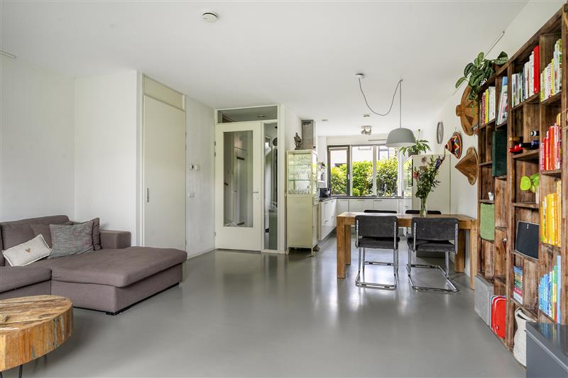 Tussenwoning te koop: Marjoleinstraat 199, Amsterdam