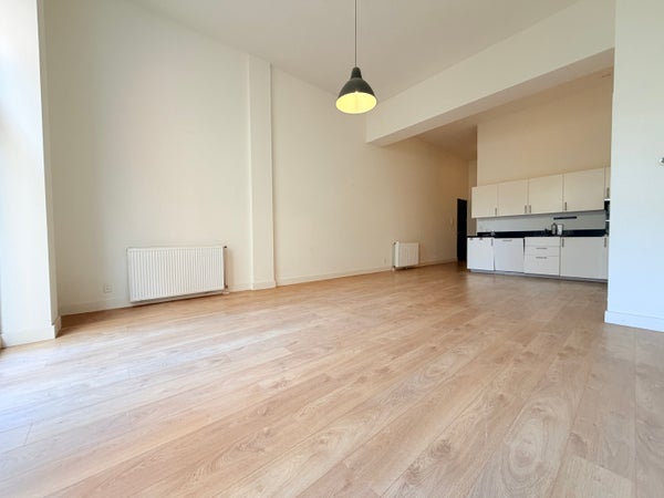 Flat Schiedamsesingel 139 C