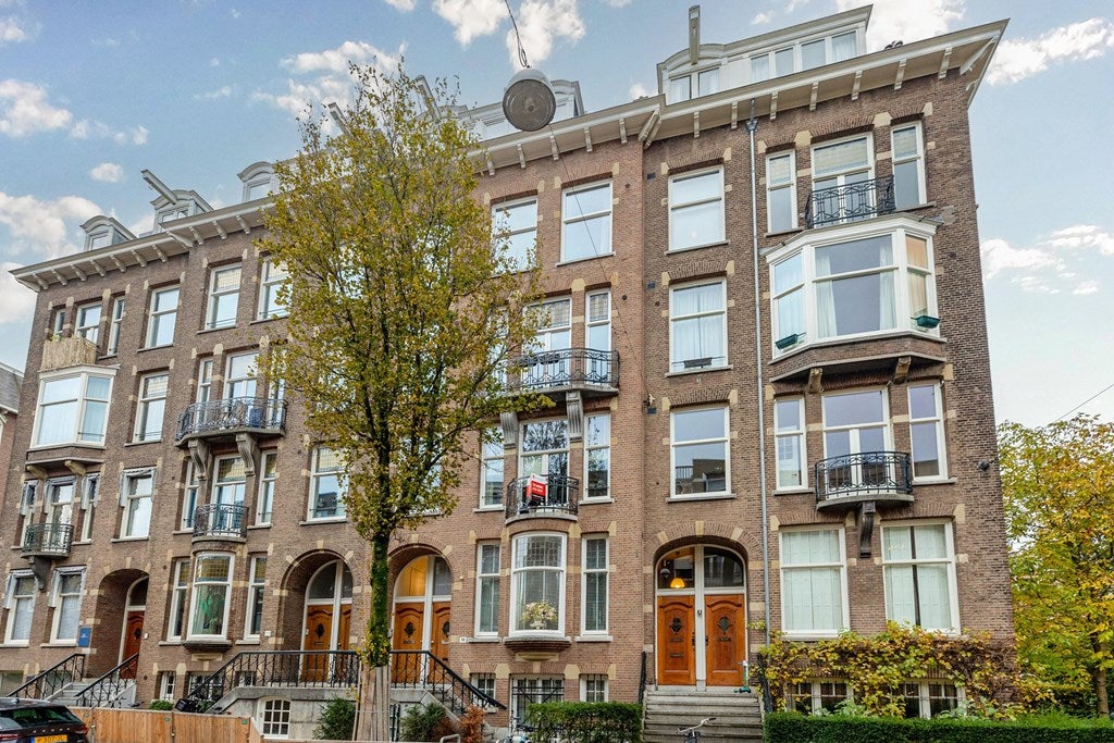 Te huur Appartement Koninginneweg 156 1 in Amsterdam