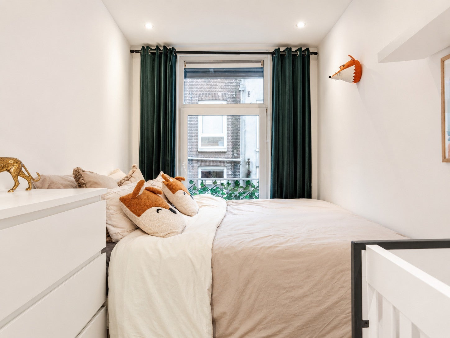 Appartement te huur: Albert Cuypstraat 150B, Amsterdam