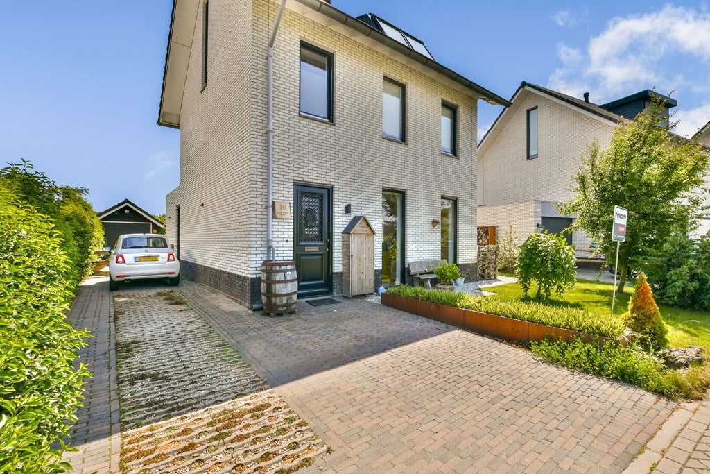 Vrijstaande woning te koop: Aristotelesstraat 16, Almere