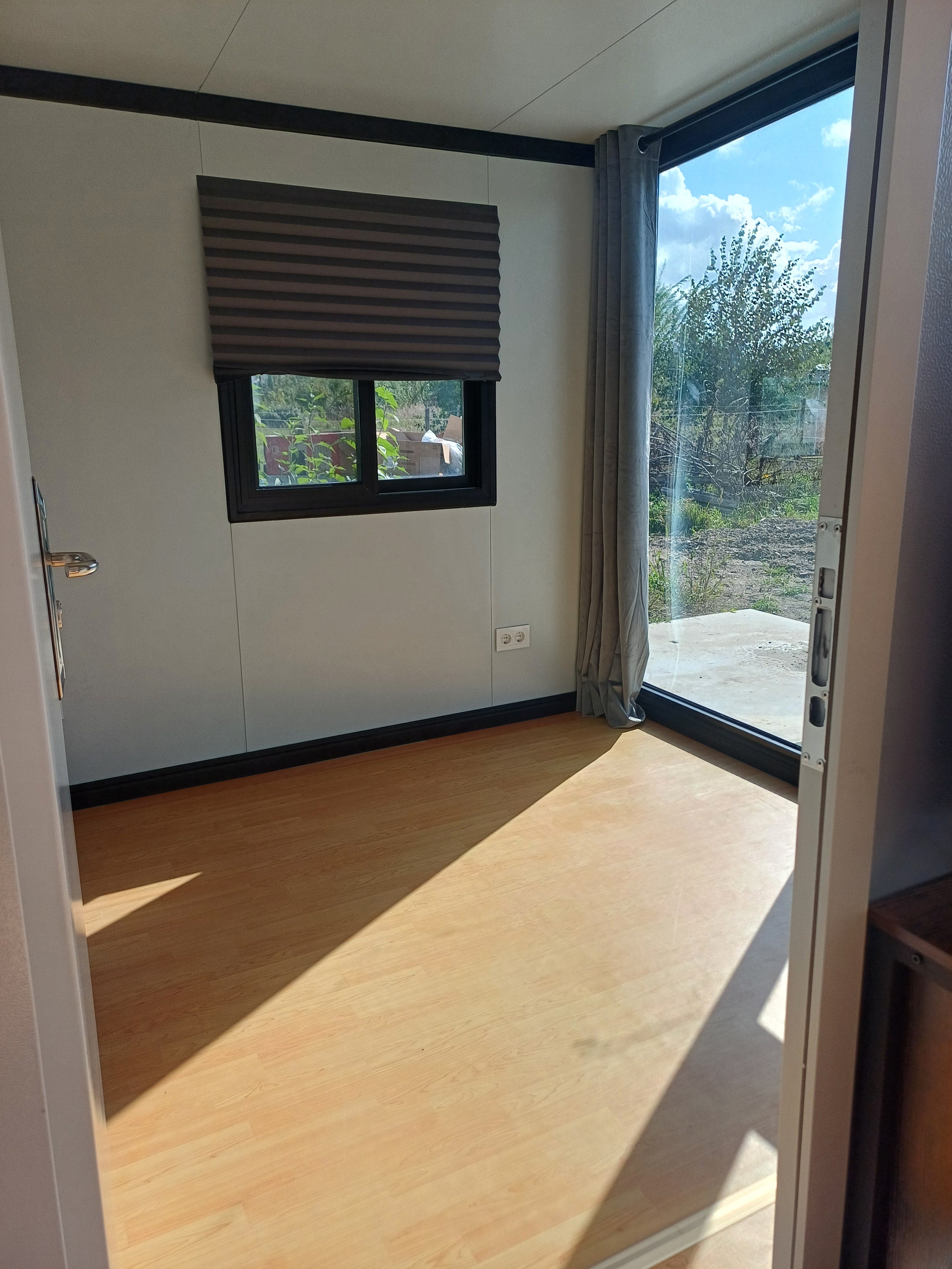 Woning te huur: Oeverwalweg, Almere
