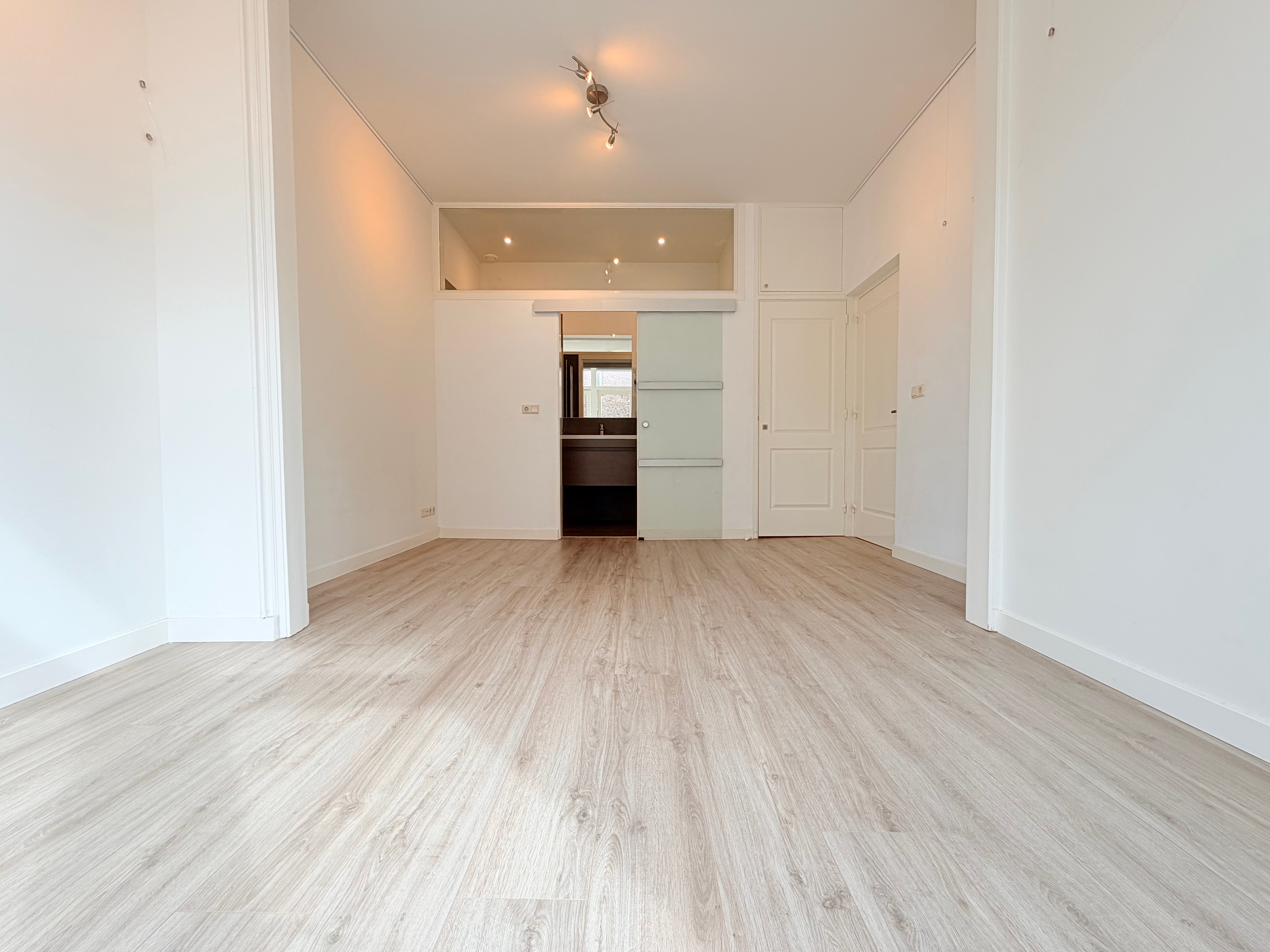 Appartement te huur: Valeriusstraat 32A, 'S-Gravenhage