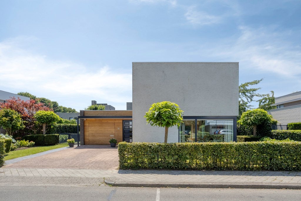 Vrijstaande woning te koop: Savelsbosch 16, Maastricht