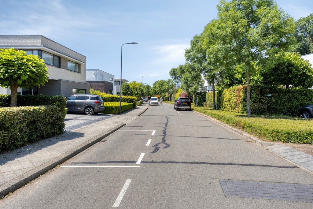 Vrijstaande woning te koop: Savelsbosch 16, Maastricht