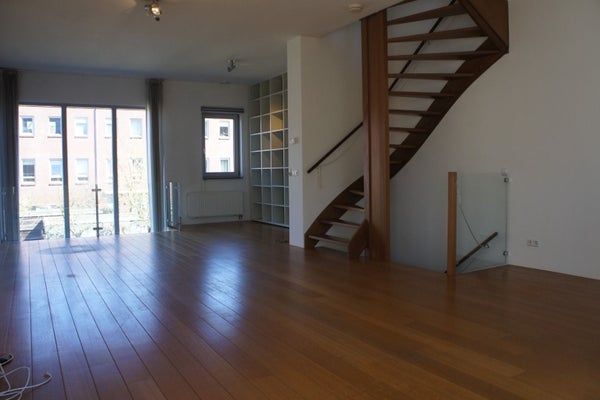 Huis Amalia van Solmsstraat in Den Haag