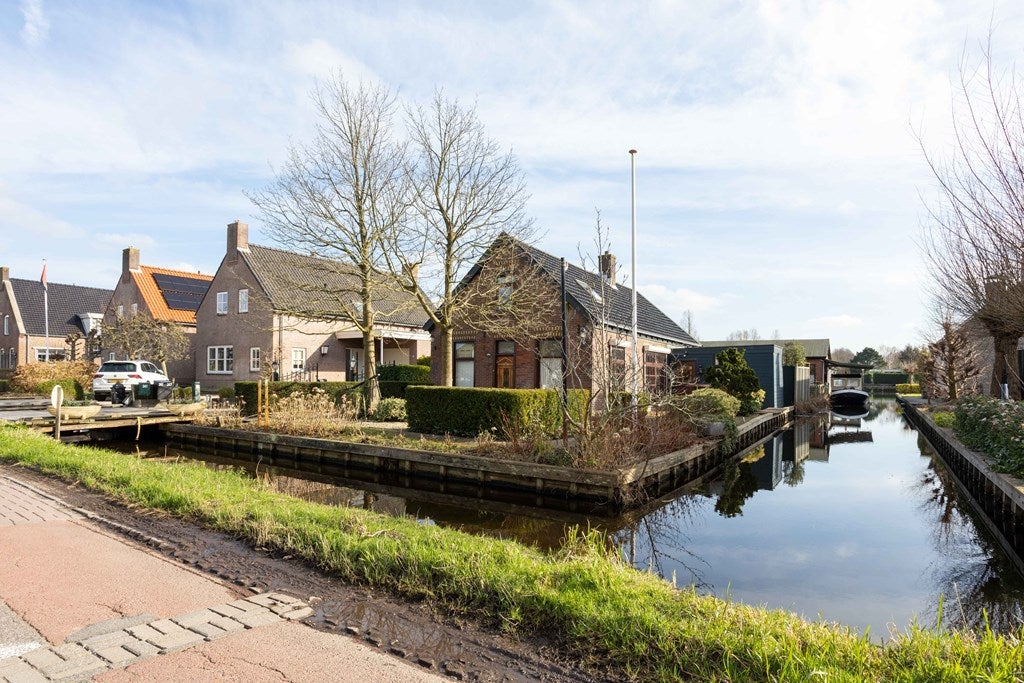 Vrijstaande woning te koop: Uiterweg 343, Aalsmeer
