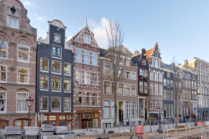 Te huur: Appartement Oudezijds Achterburgwal in Amsterdam