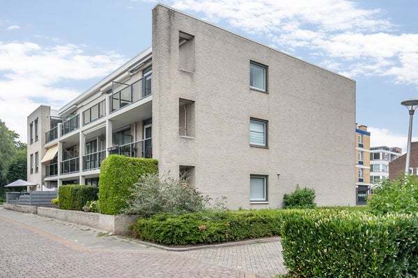 Raadhuishof in Capelle Aan Den IJssel