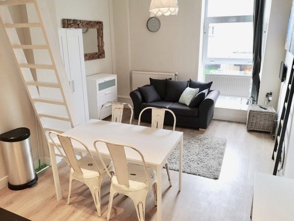 Te huur: Appartement Acaciastraat in Den Haag