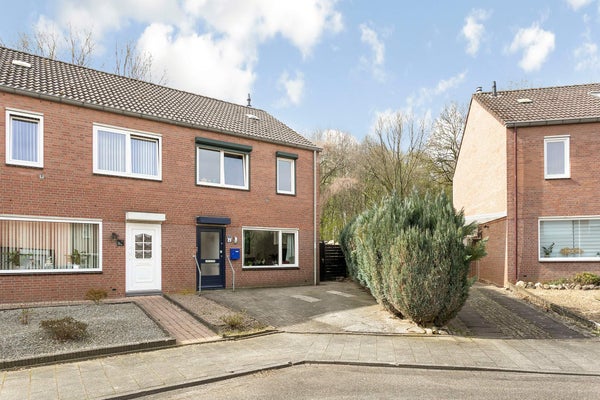 Huis te koop Lothariusstraat 9 in Sittard voor € 185.000 k.k.
