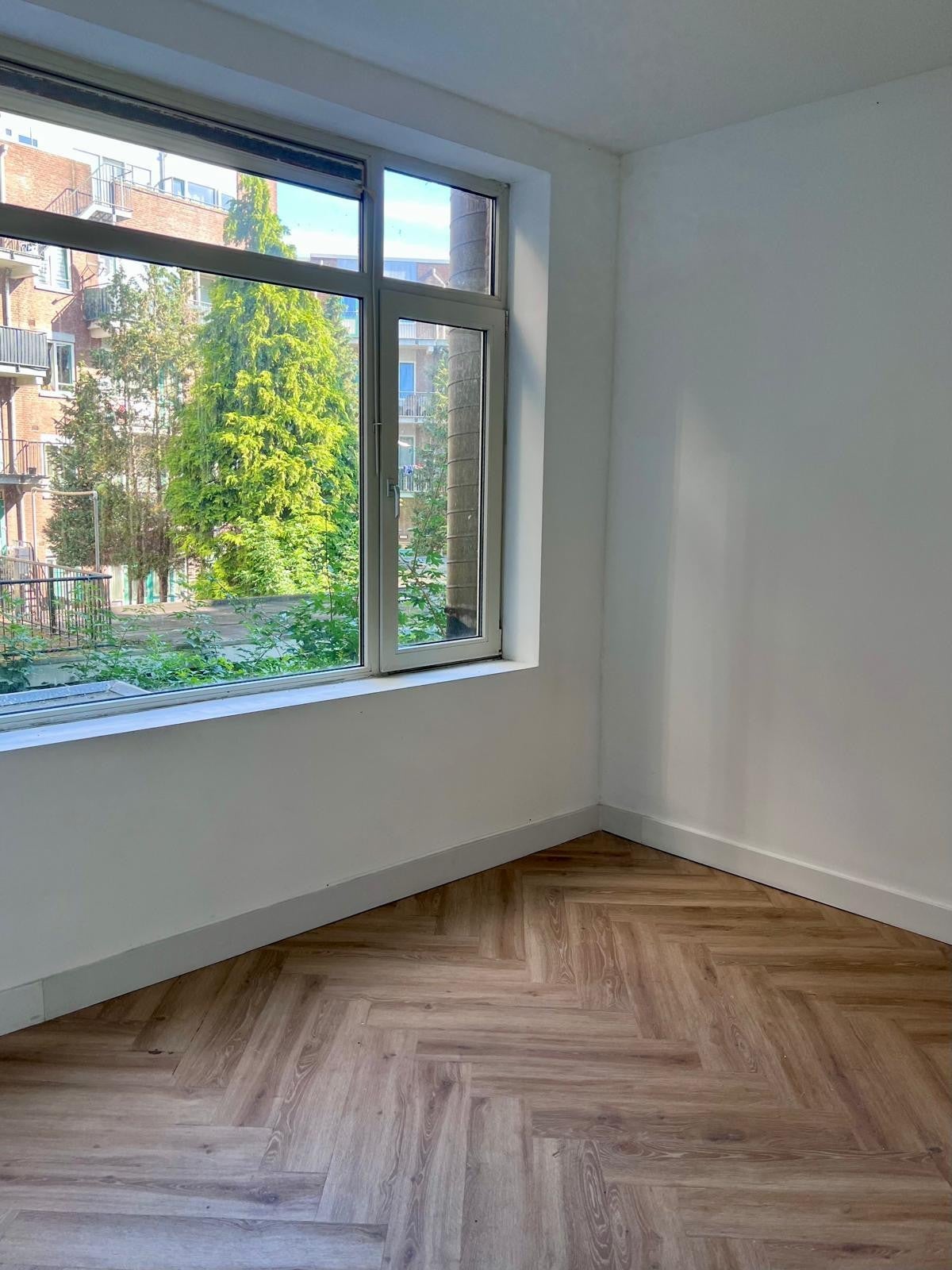 Appartement te huur: Mathenesserweg 27A-01, Rotterdam