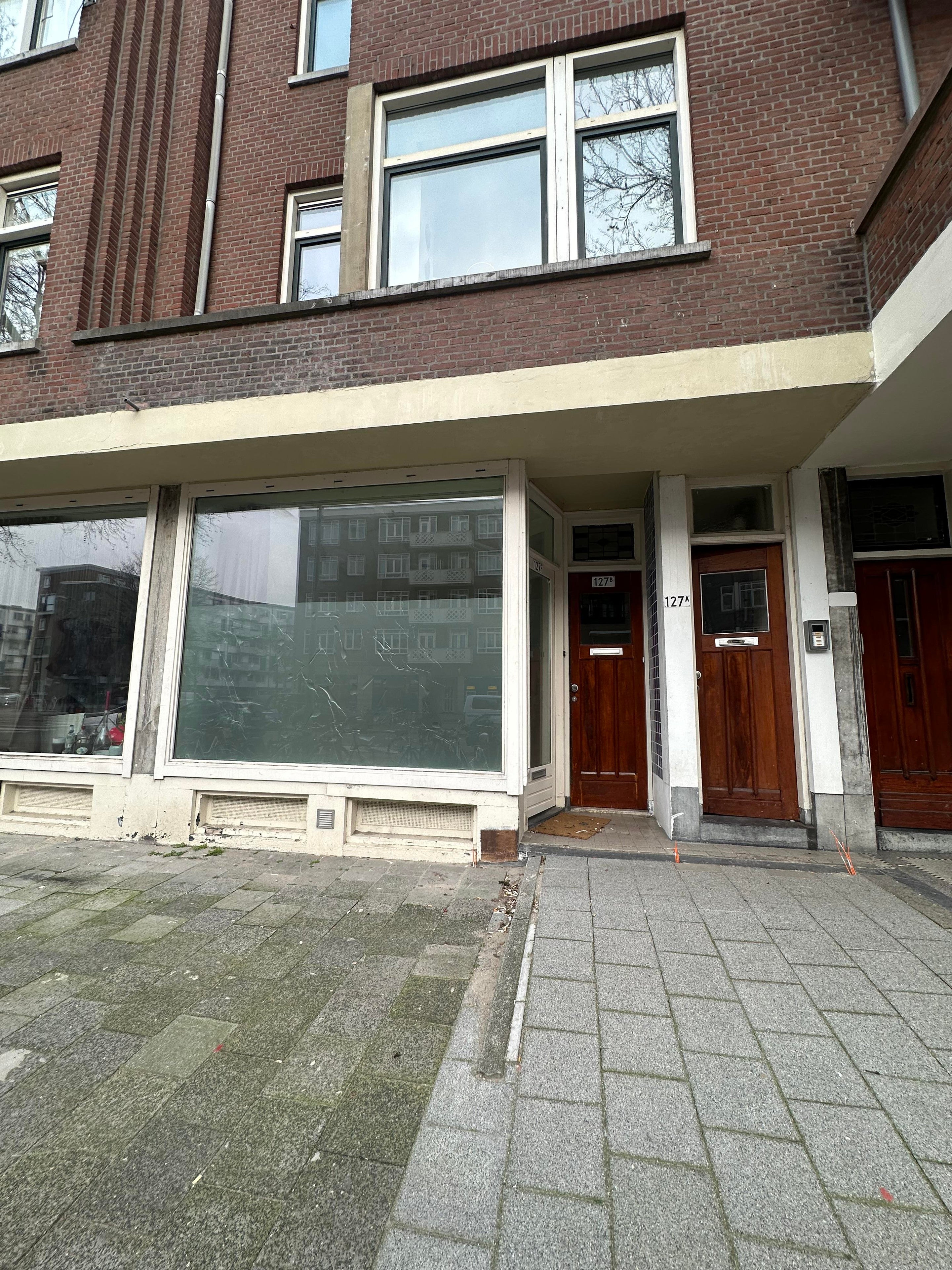 Appartement Mathenesserweg in Rotterdam