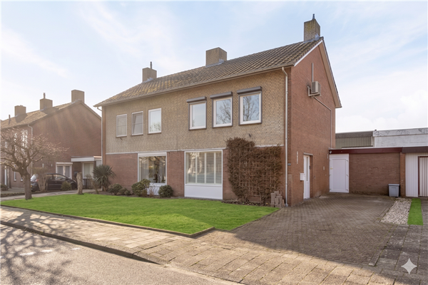 Huis Schuttebeemd 120 in Weert