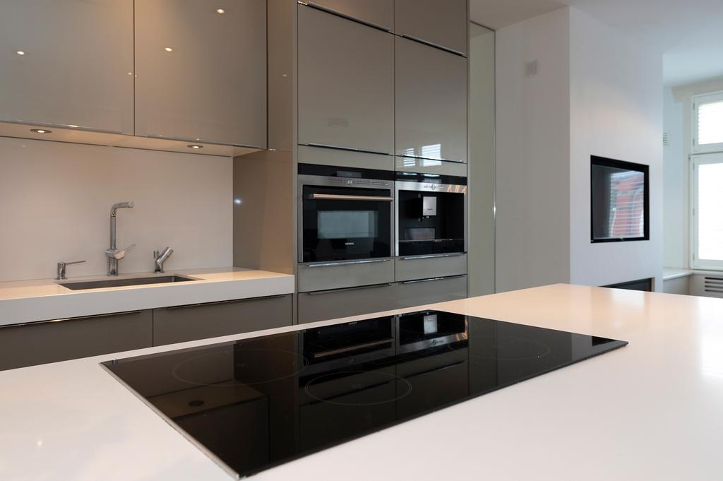 Te huur Appartement Koninginneweg in Amsterdam