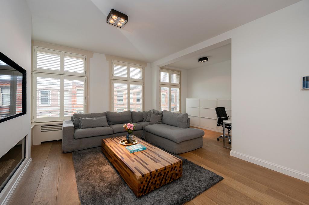 Te huur Appartement Koninginneweg in Amsterdam