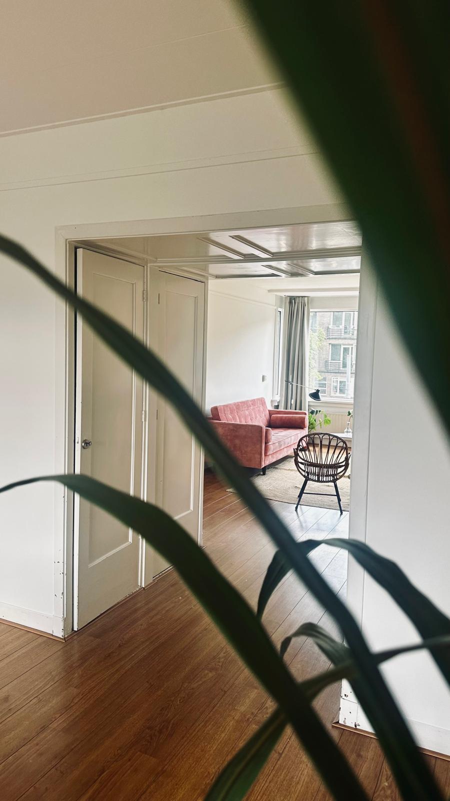 Flat Stadhoudersweg 103 B