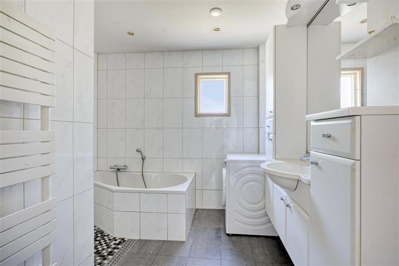 Vrijstaande woning te koop: Dorpsstraat Holysloot 19, Amsterdam