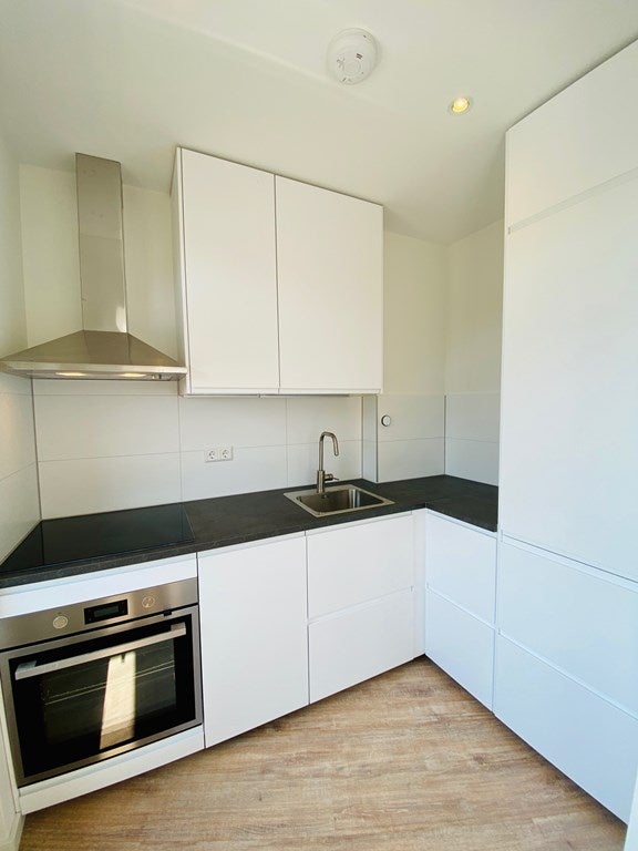 Appartement te huur: Jonker Fransstraat 51C, Rotterdam