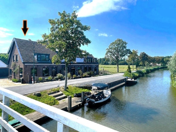 Huis K Linschoten Westzijde in Linschoten