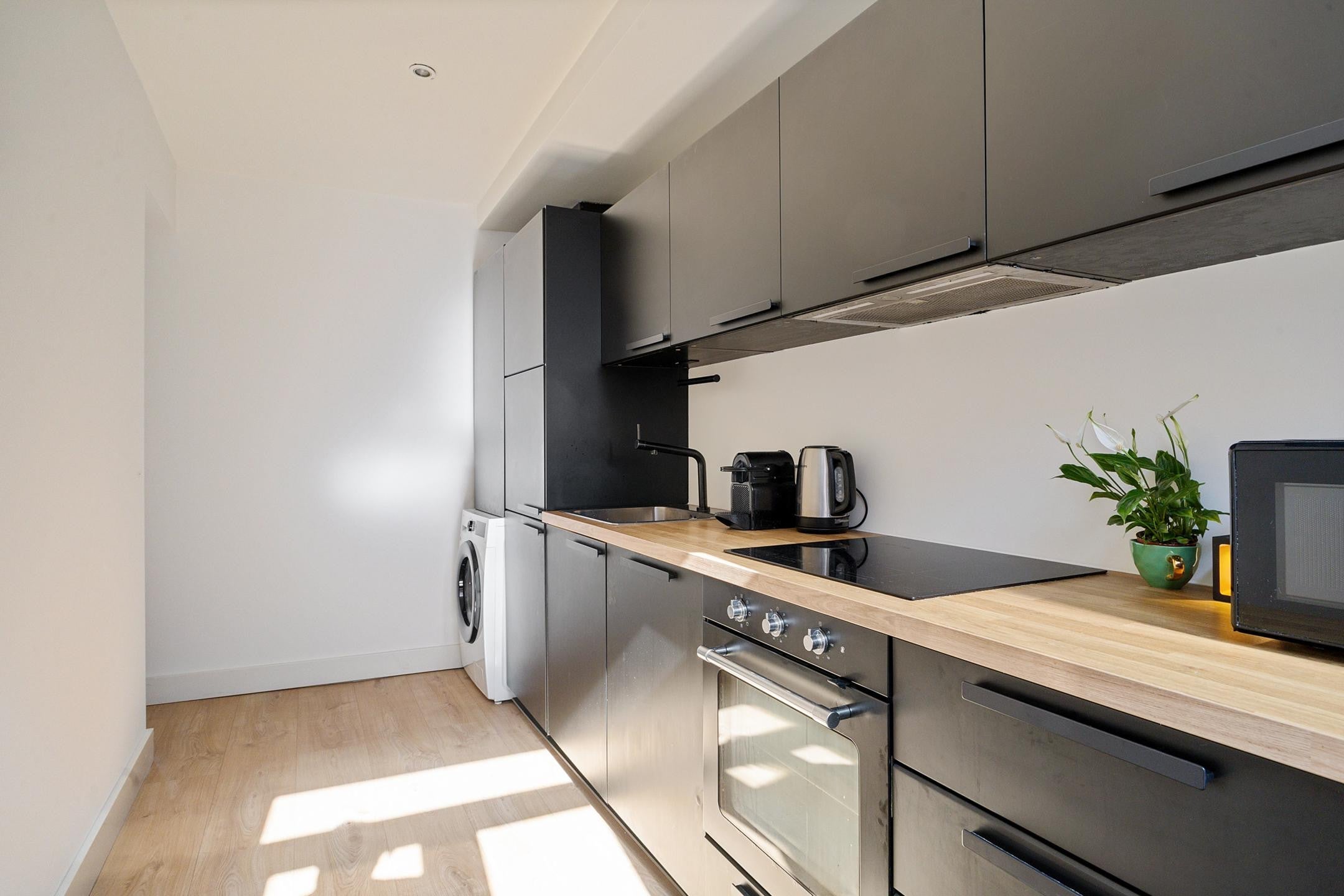 Woning te huur: Marnixkade, Amsterdam