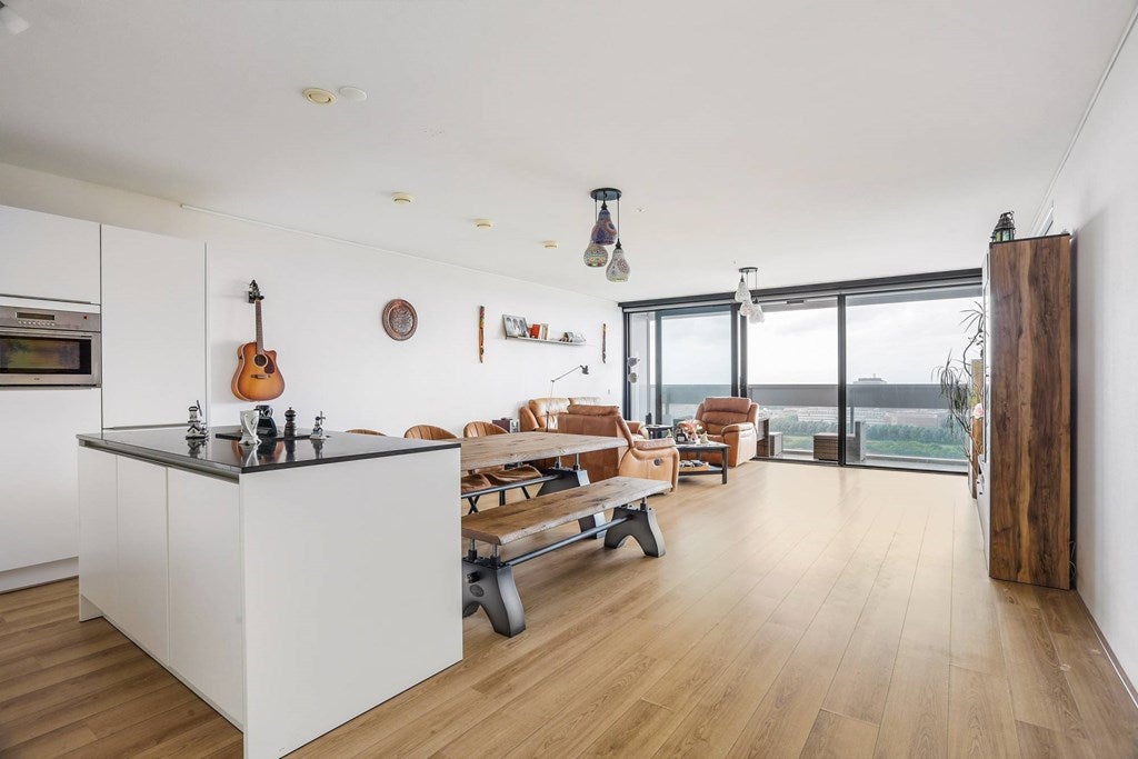 Te huur Appartement Anna van Buerenplein 142 in Den Haag