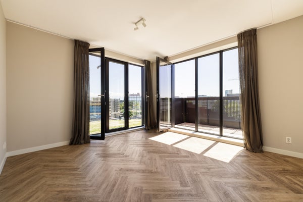 Appartement Mies van der Rohestraat in Hoofddorp