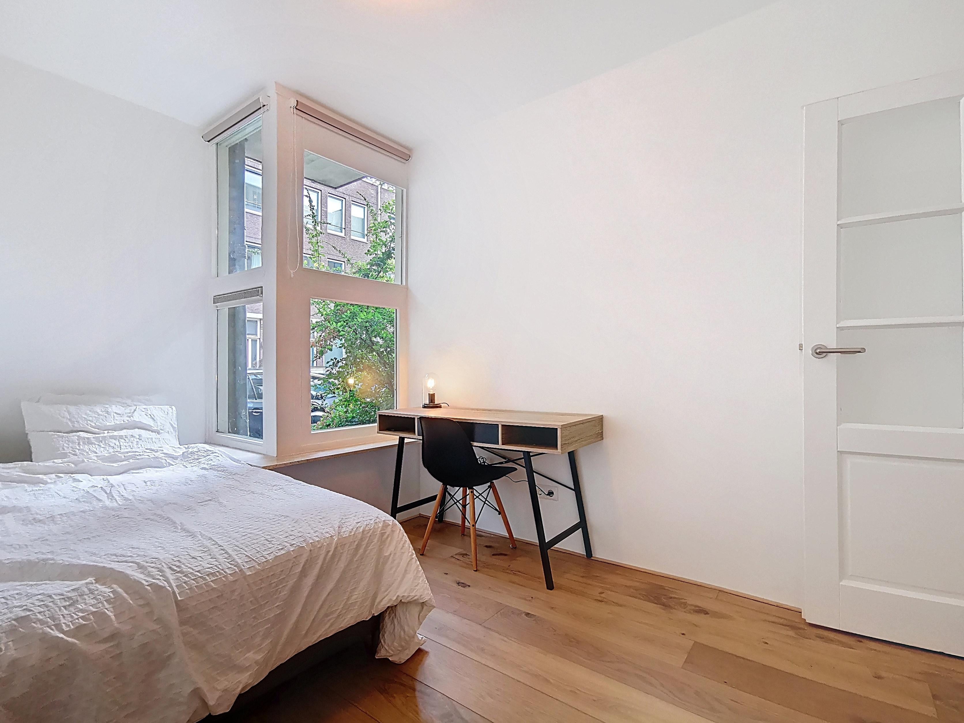 Woning te huur: Preangerstraat, Amsterdam