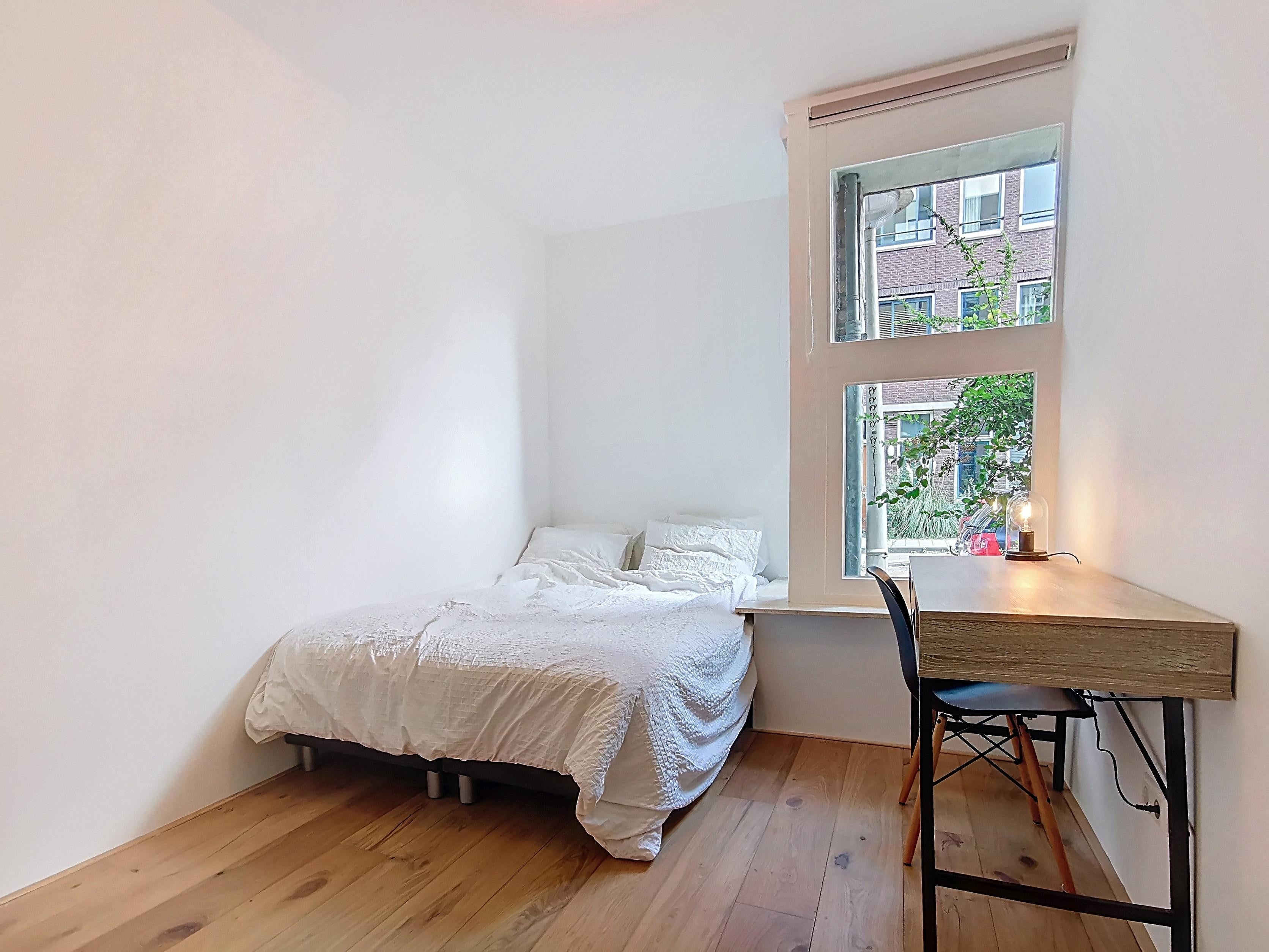 Woning te huur: Preangerstraat, Amsterdam