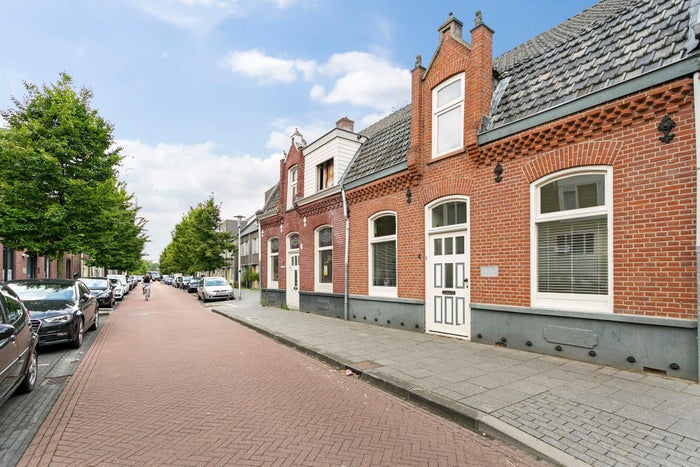 van Kinsbergenstraat 4