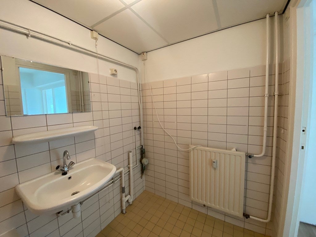 Woning te huur: Kruiskade, Rotterdam