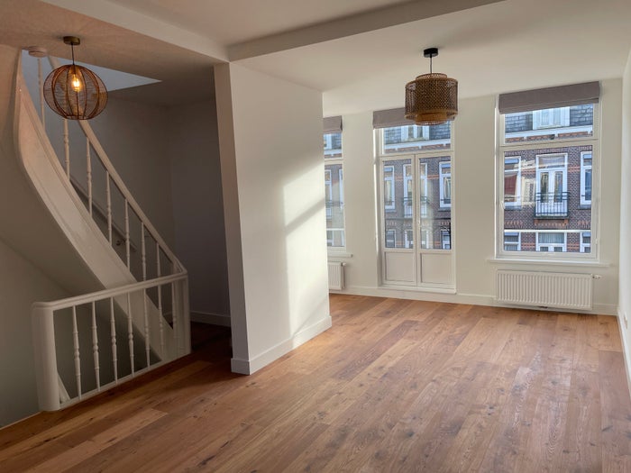 Te huur: Appartement Van der Hoopstraat 110 3 in Amsterdam