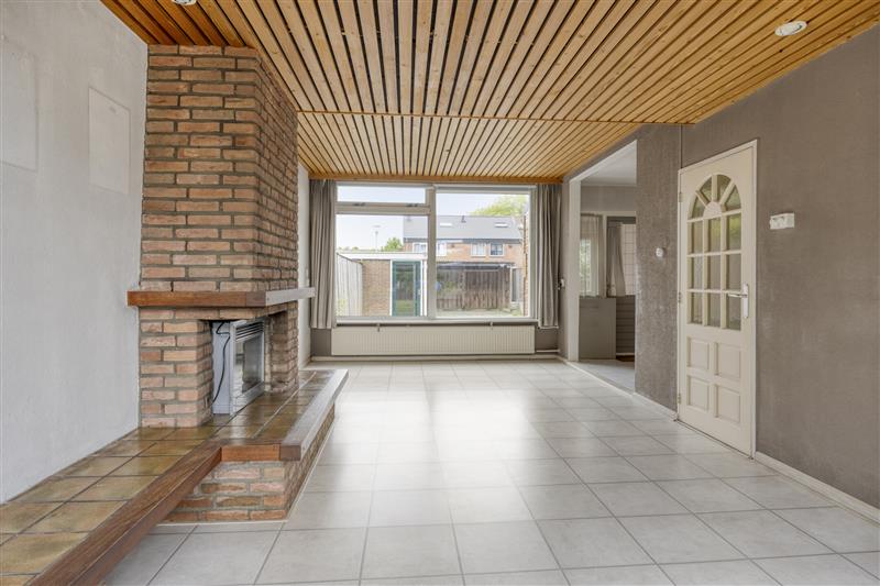 Tussenwoning te koop: Verlaatsweg 28, Rijsenhout