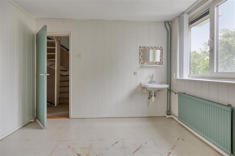 Tussenwoning te koop: Verlaatsweg 28, Rijsenhout