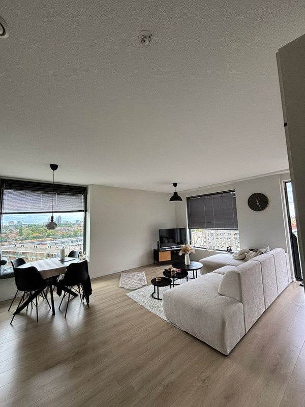 Appartement Carolina MacGillavrylaan in Amsterdam