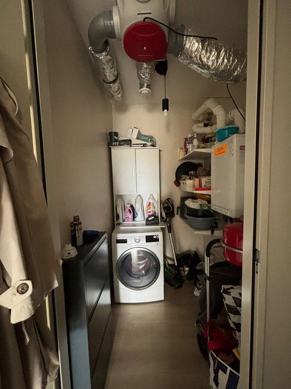 Appartement aan de Carolina MacGillavrylaan in Amsterdam (1098 XC)