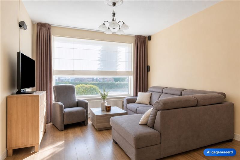 Tussenwoning te koop: Eburonenhof 27, Weert