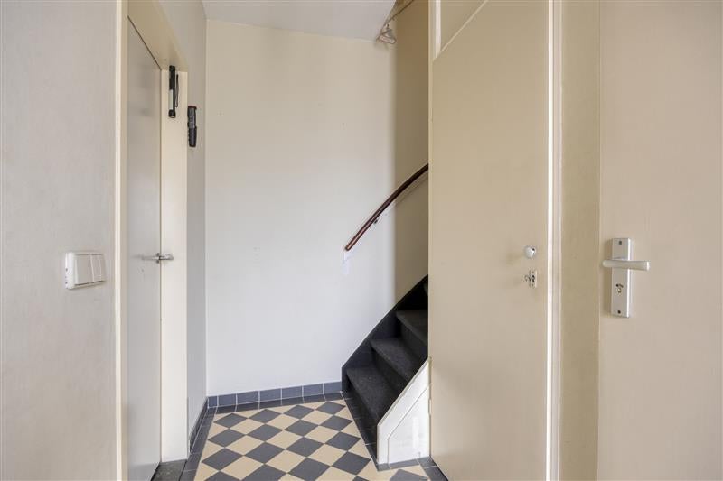 Tussenwoning te koop: Eburonenhof 27, Weert