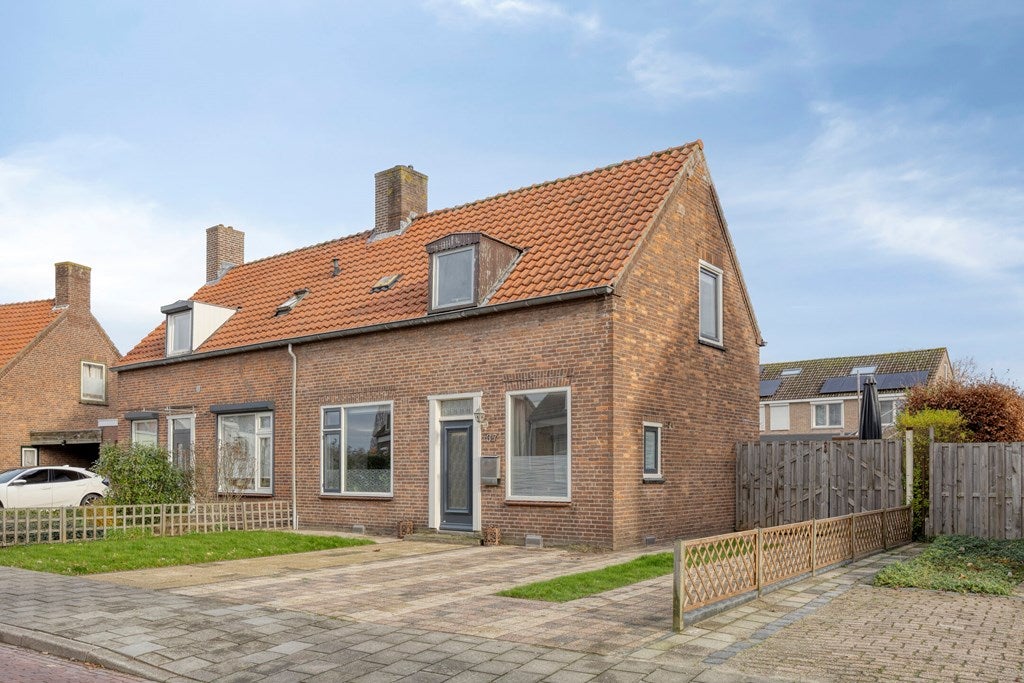 Huis Rooseveltweg 37 in Hulst