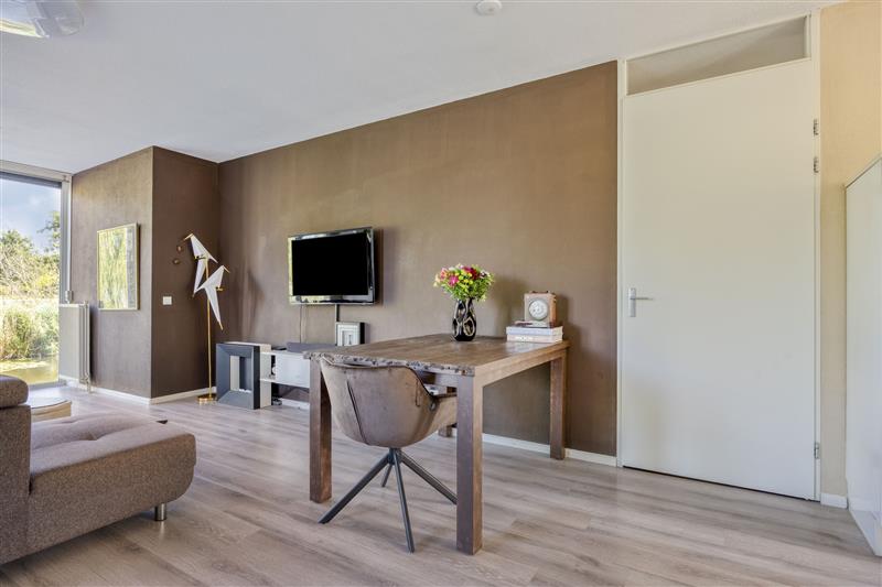 Appartement te koop: Asterixstraat 79, Almere