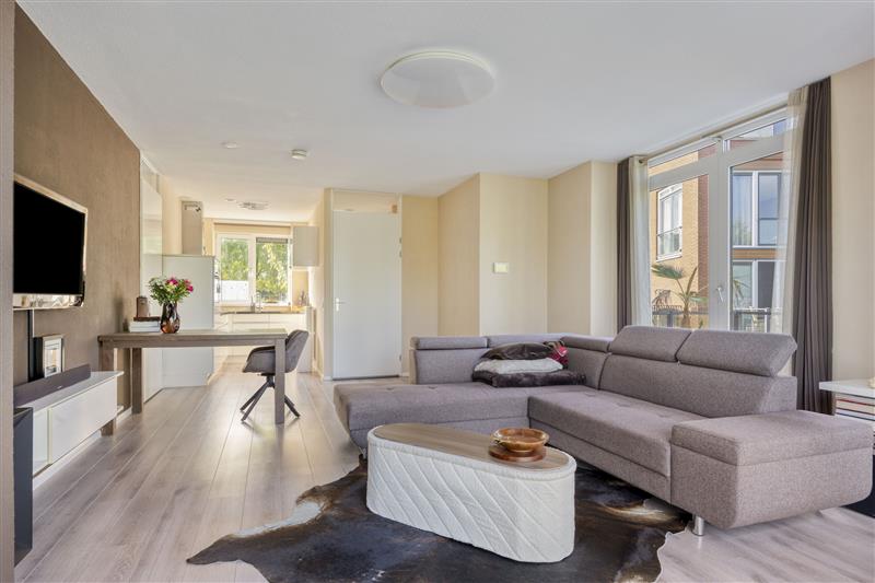 Appartement te koop: Asterixstraat 79, Almere