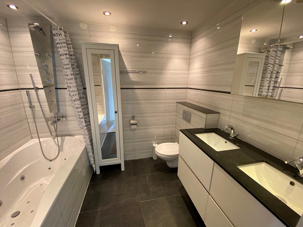Appartement te huur: Willem Baerdesenstraat 64, Amsterdam