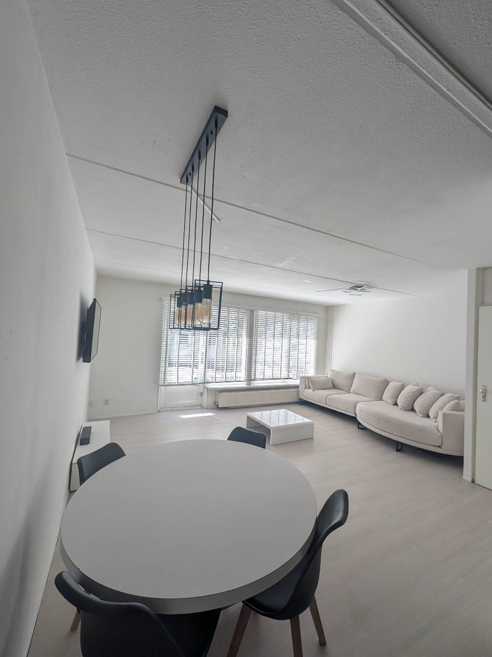 Huis Moessorgskystraat 12 in Almere