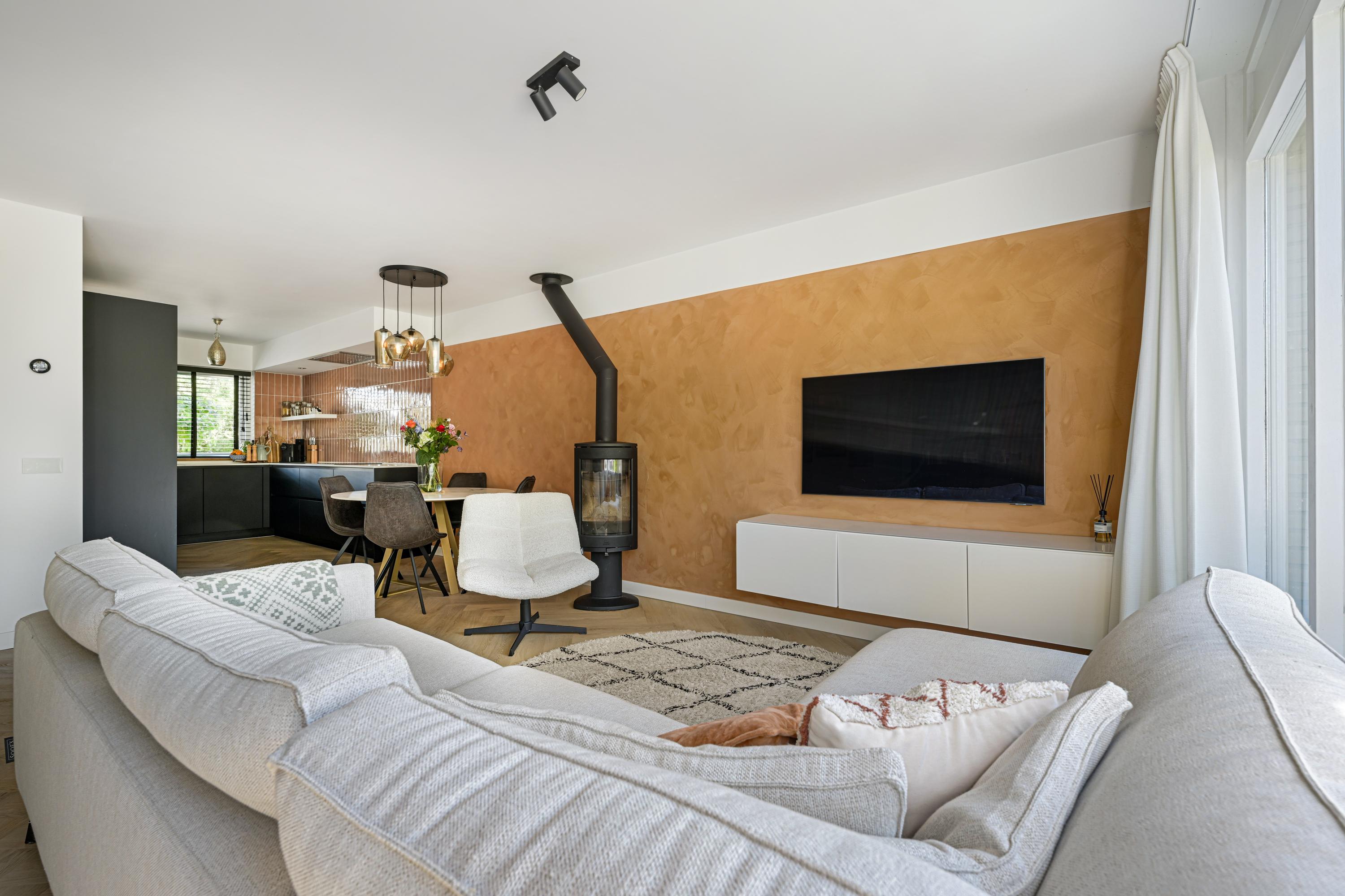 Tussenwoning te koop: Salvador Allendestraat 26, Haarlem