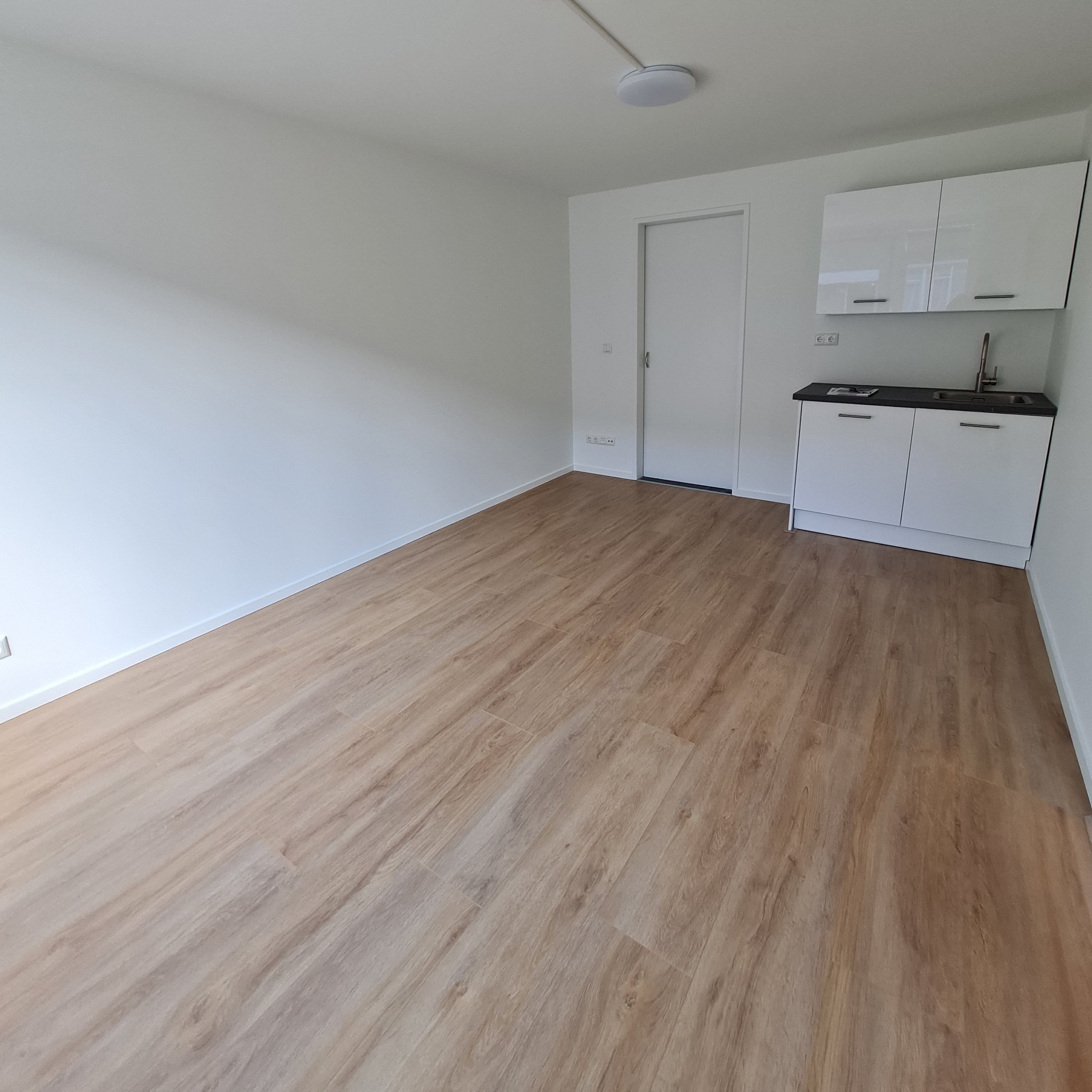 Kamer te huur: Pasteurstraat 94-01, Tilburg