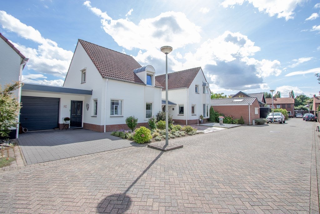 Tussenwoning te koop: Concordiahof 25, Ittervoort
