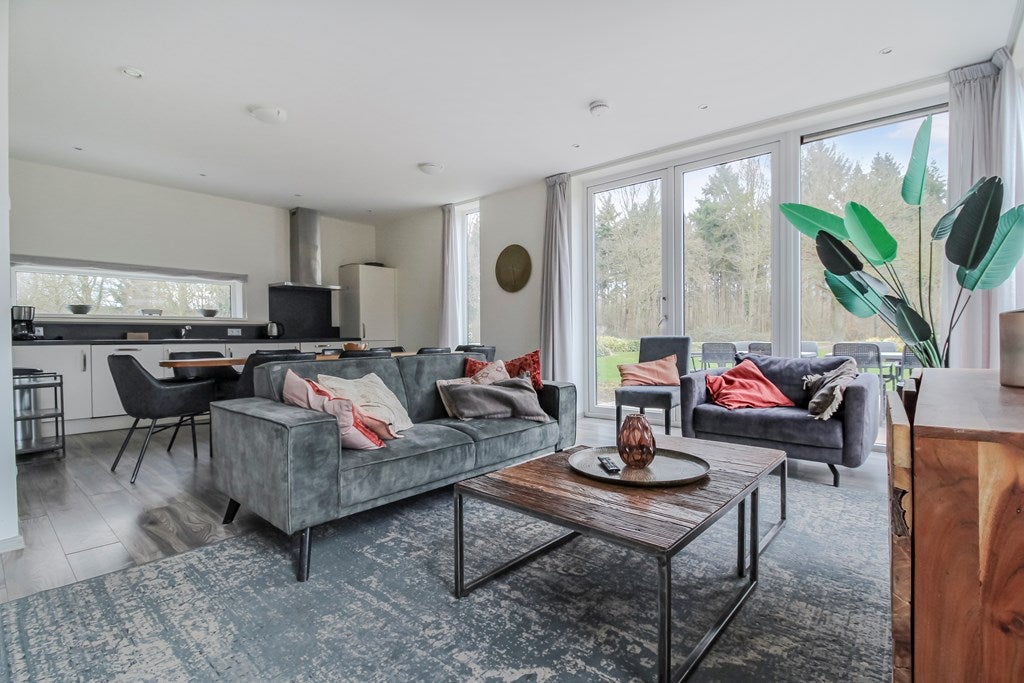 Vrijstaande woning te koop: Spijkweg 15-104, Biddinghuizen