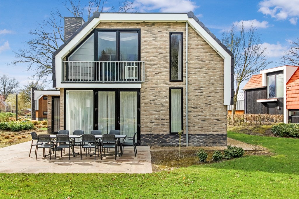 Vrijstaande woning te koop: Spijkweg 15-104, Biddinghuizen