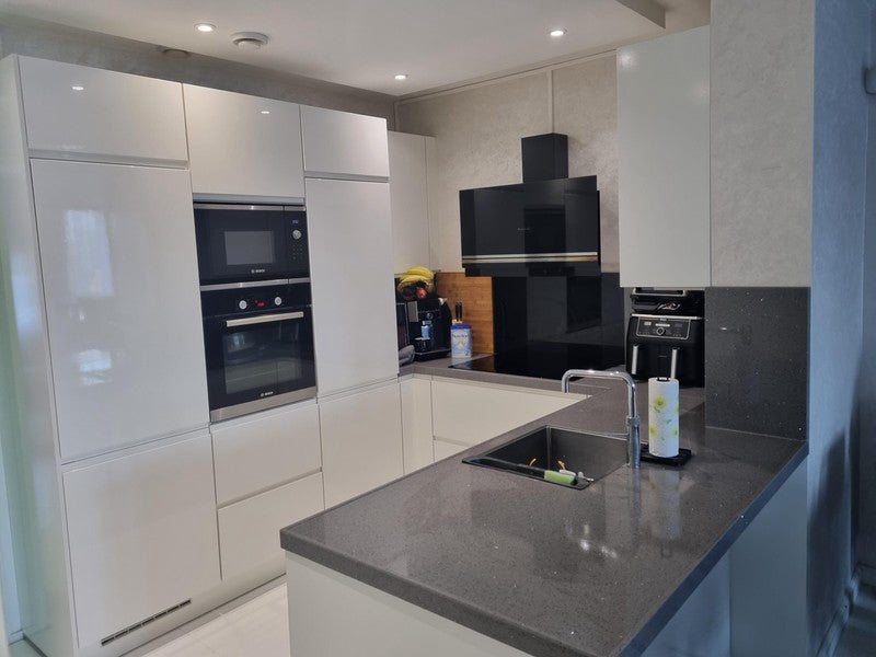 Appartement aan de Ottho Heldringstraat in Amsterdam (566973)